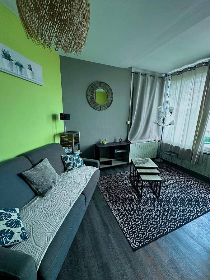 Foto 3 von 30: One-Bedroom Apartment