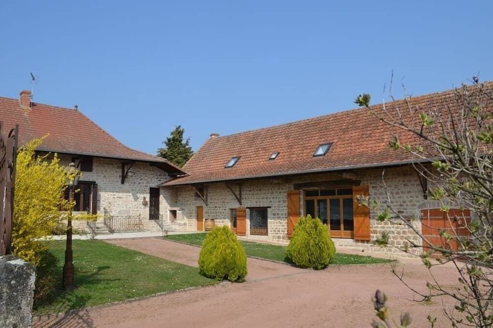 Ihr Ferienhaus im südlichen Burgund, im Charollais Bocage, ruhig und entspannend 1