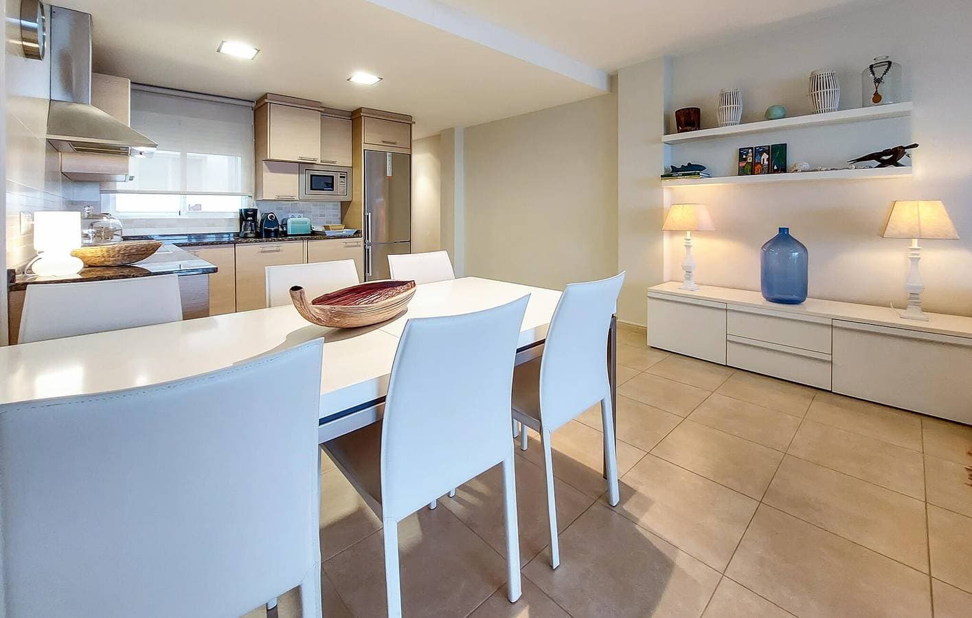 Foto 7 von 19: Wohnung mit Meerblick | 90m² | Parkplatz | Terrasse | AC