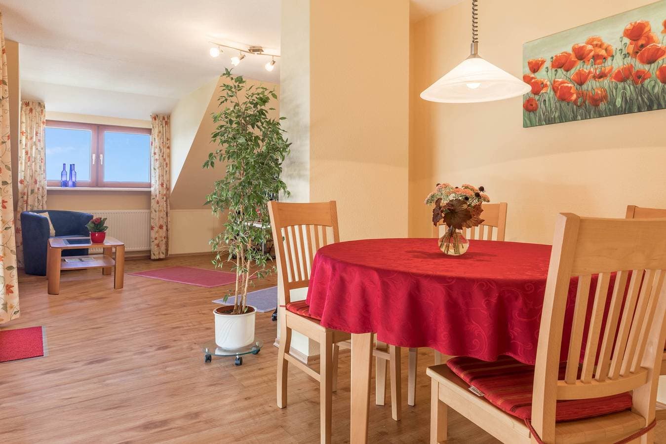 Foto 5 von 22: Gemütliche Ferienwohnung im Haus Irene mit Balkon