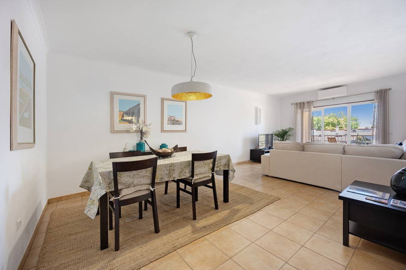 Foto 5 von 26: Apartment Amarelinha mit Balkon und Klimaanlage