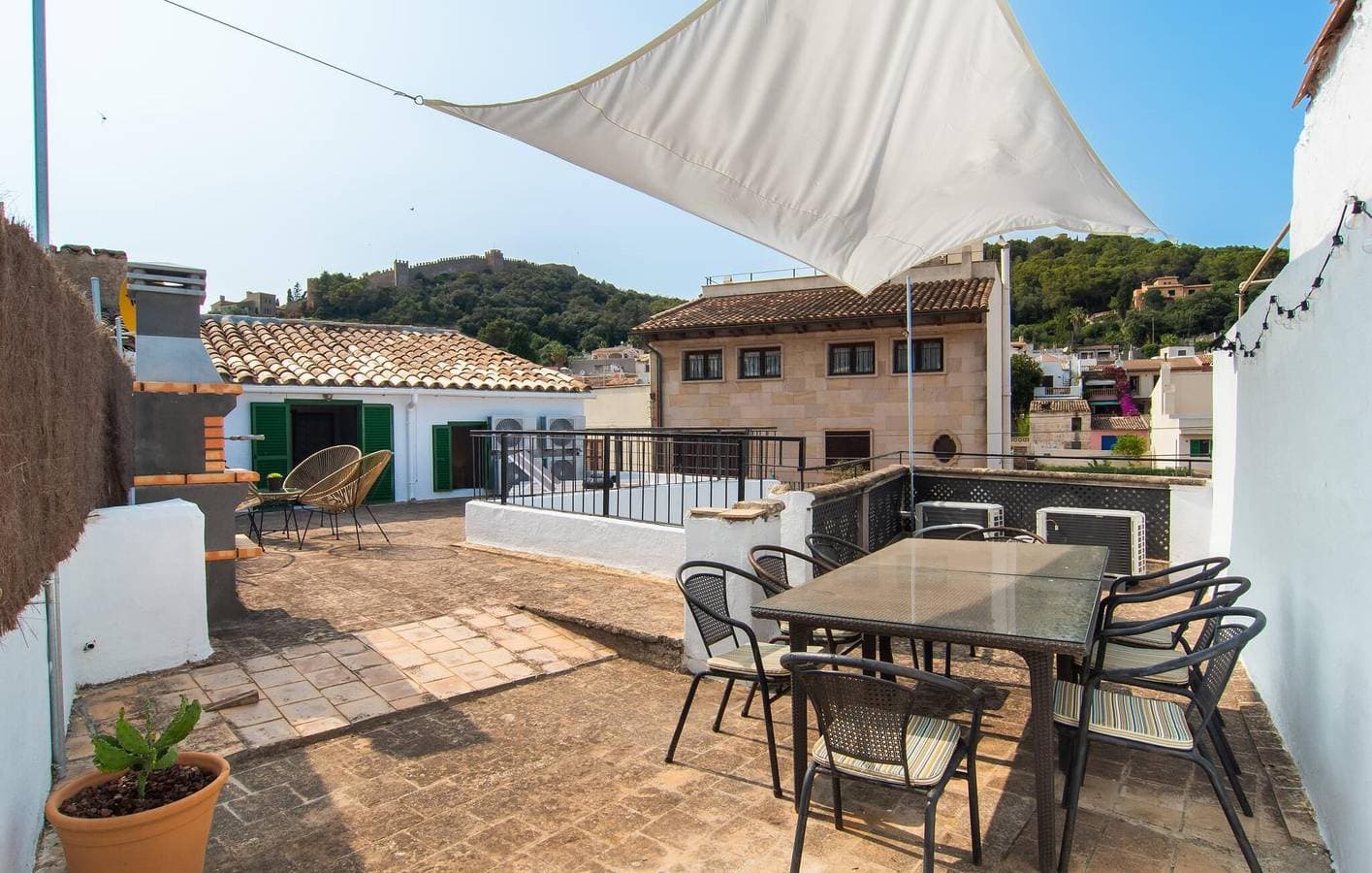 Appartement mit Meerblick, Terrasse & BBQ, 400m nach Capdepera 1
