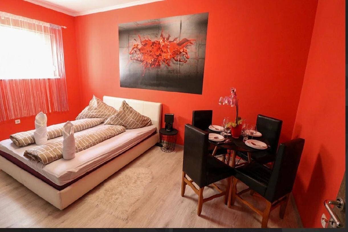 Foto 4 von 12: Deluxe Double Room with Extra Bed