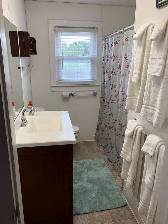 Foto 10 von 21: Wein-Traumpfad - 2 Schlafzimmer Cottage - Perfekte Lage am Seneca-Weinpfad!