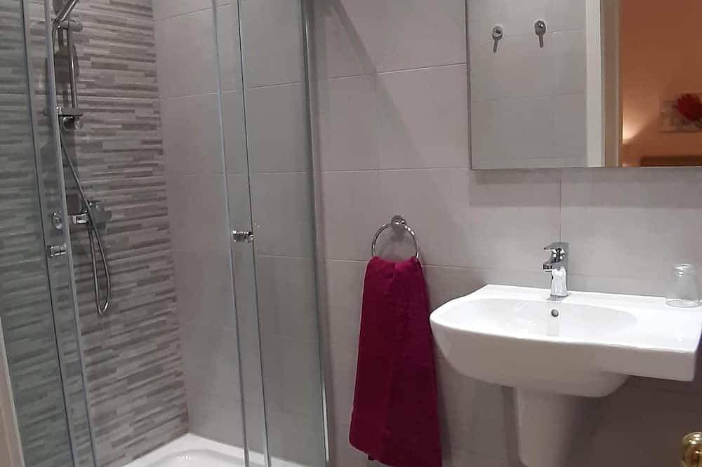 Foto 8 von 22: Komfortables 1-Schlafzimmer-Apartment für 2/3 Personen mit Klimaanlage, Schwimmbad & WLAN