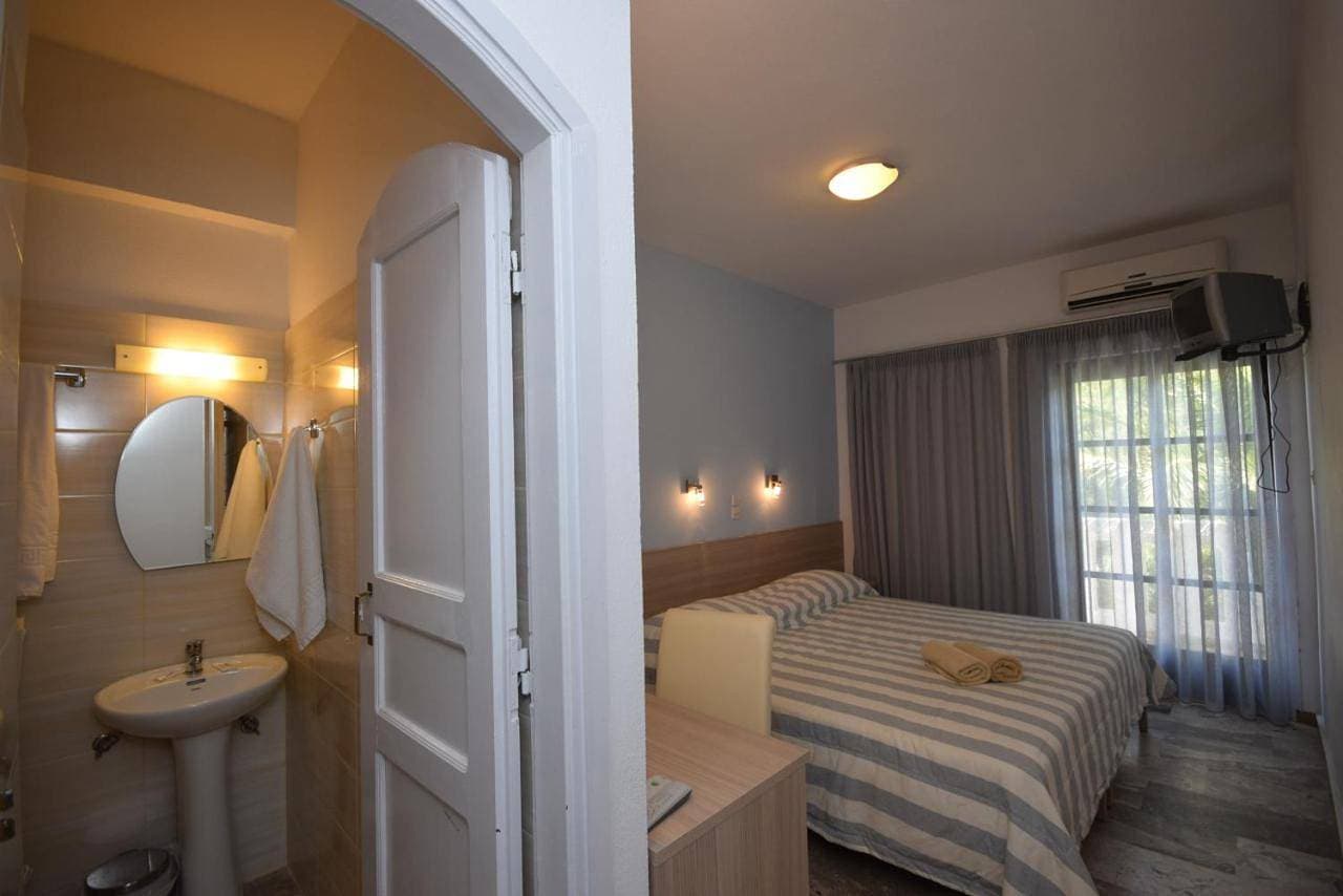 Foto 11 von 16: Standard Double or Twin Room