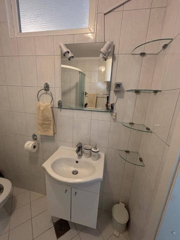 Foto 10 von 39: One-Bedroom Apartment