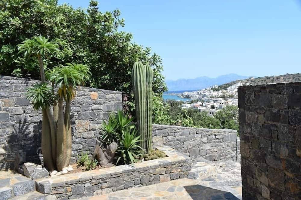 Olous /Hillside Hideaway/ Seaview Terrace/Elounda 1