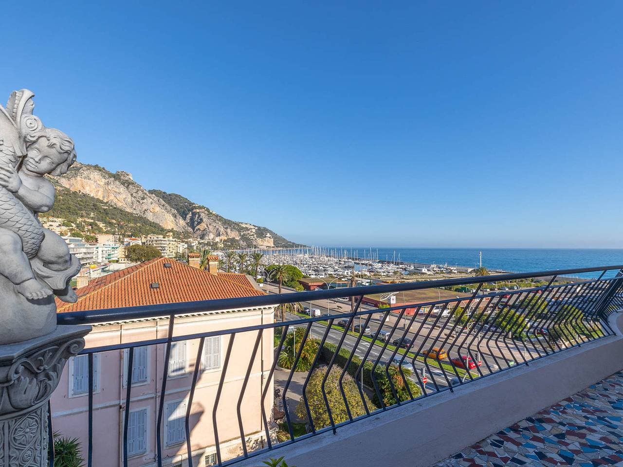 Foto 2 von 18: Ruhige 1 Zi-Wohnung renoviert mit Terrasse und WLAN in Menton