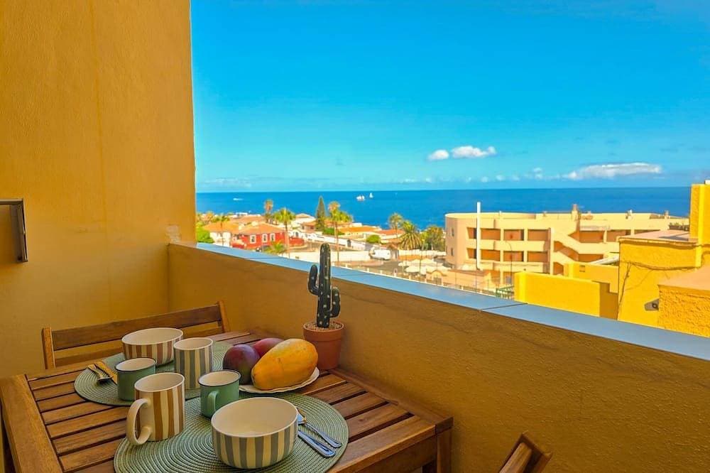 Cosy Place with Sea View 1