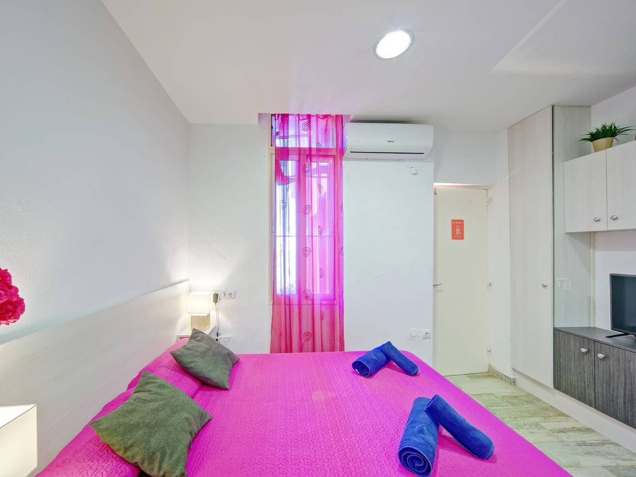Foto 7 von 24: Muralla Roja