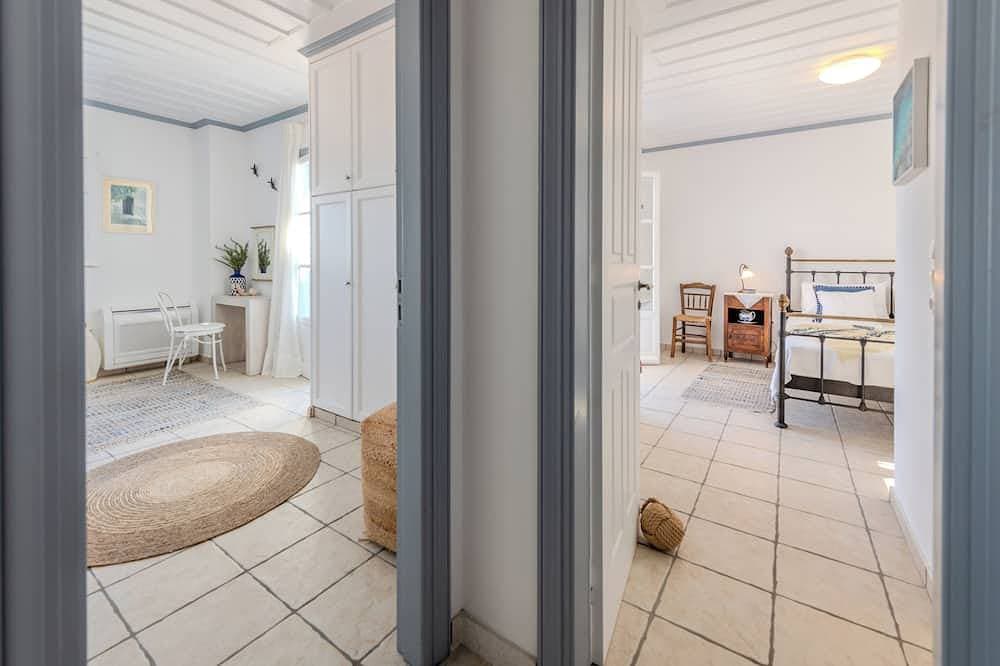 Foto 4 von 30: The Villa Evita in Spetses. Stunning view, private pool and daily maid service.