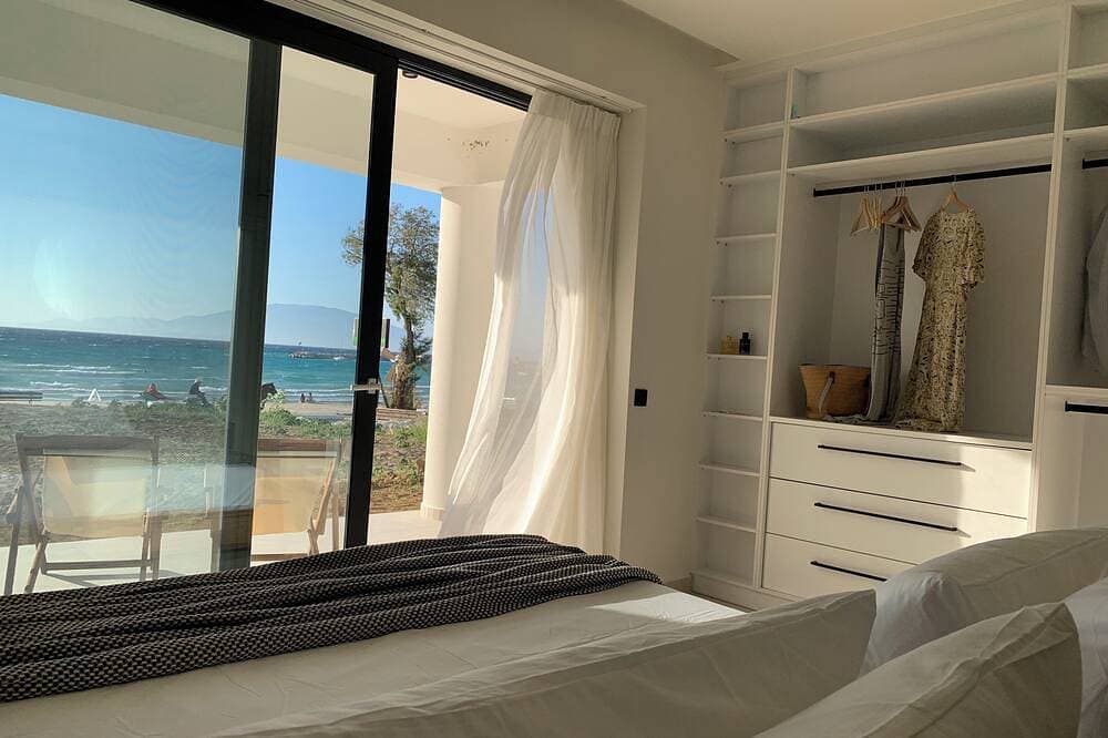 Foto 2 von 29: Ayïa suites - Beachfront apartment rentals