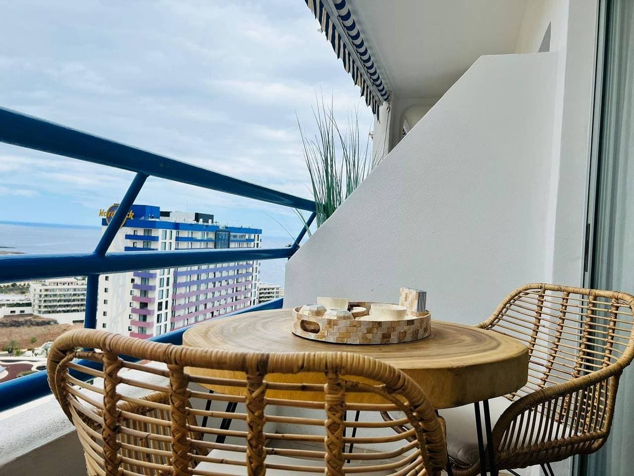 Foto 6 von 30: Apartamento de Lujo Kim, Aussicht auf das Meer.