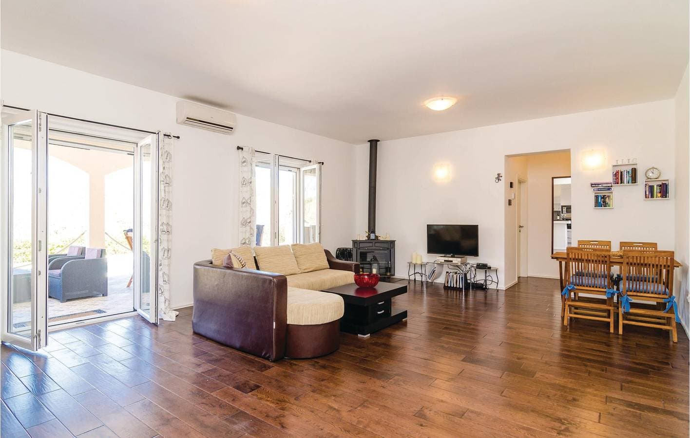 Foto 5 von 26: Ferienhaus für 6 Personen mit Garten