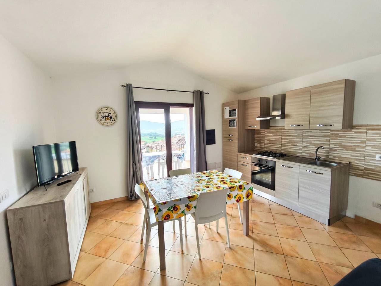 Foto 4 von 27: Apartment mit Terrasse mit Meerblick