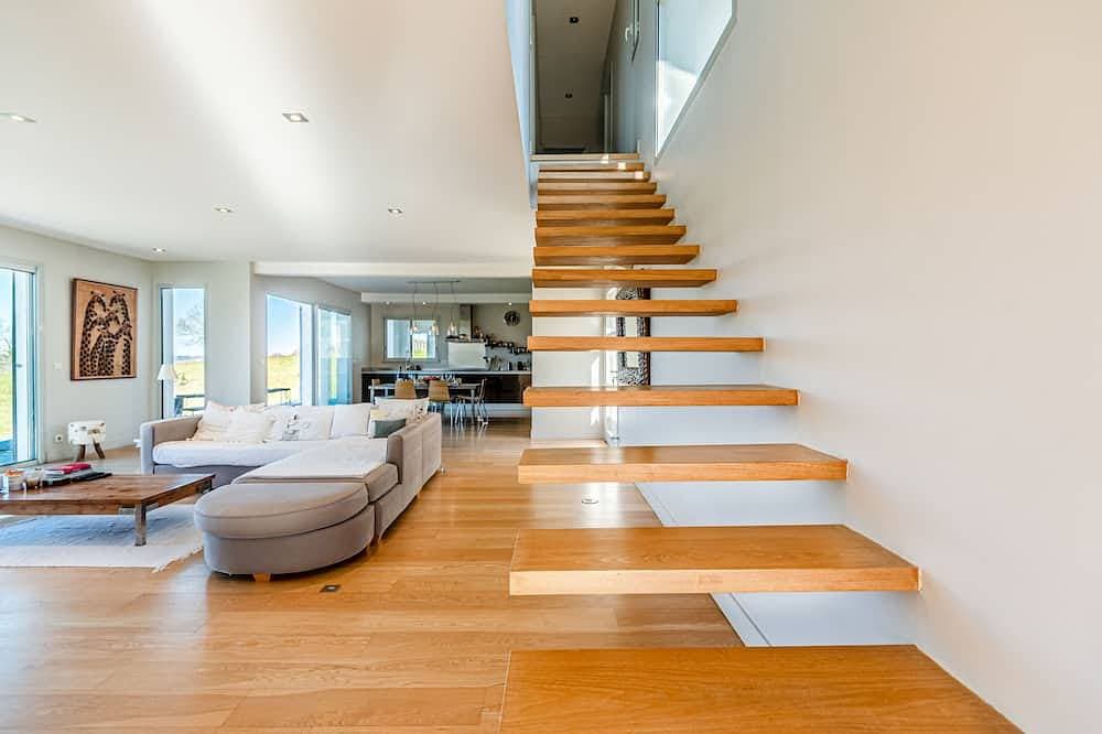 Foto 10 von 26: House near Biarritz. Arcangues golf course 2.5km away.