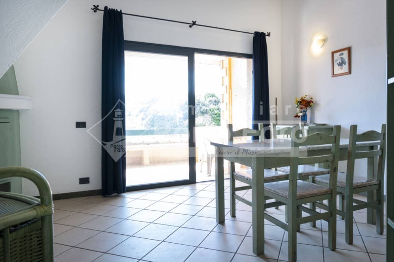 Foto 5 von 12: Ferienwohnung für 4 Personen mit Terrasse