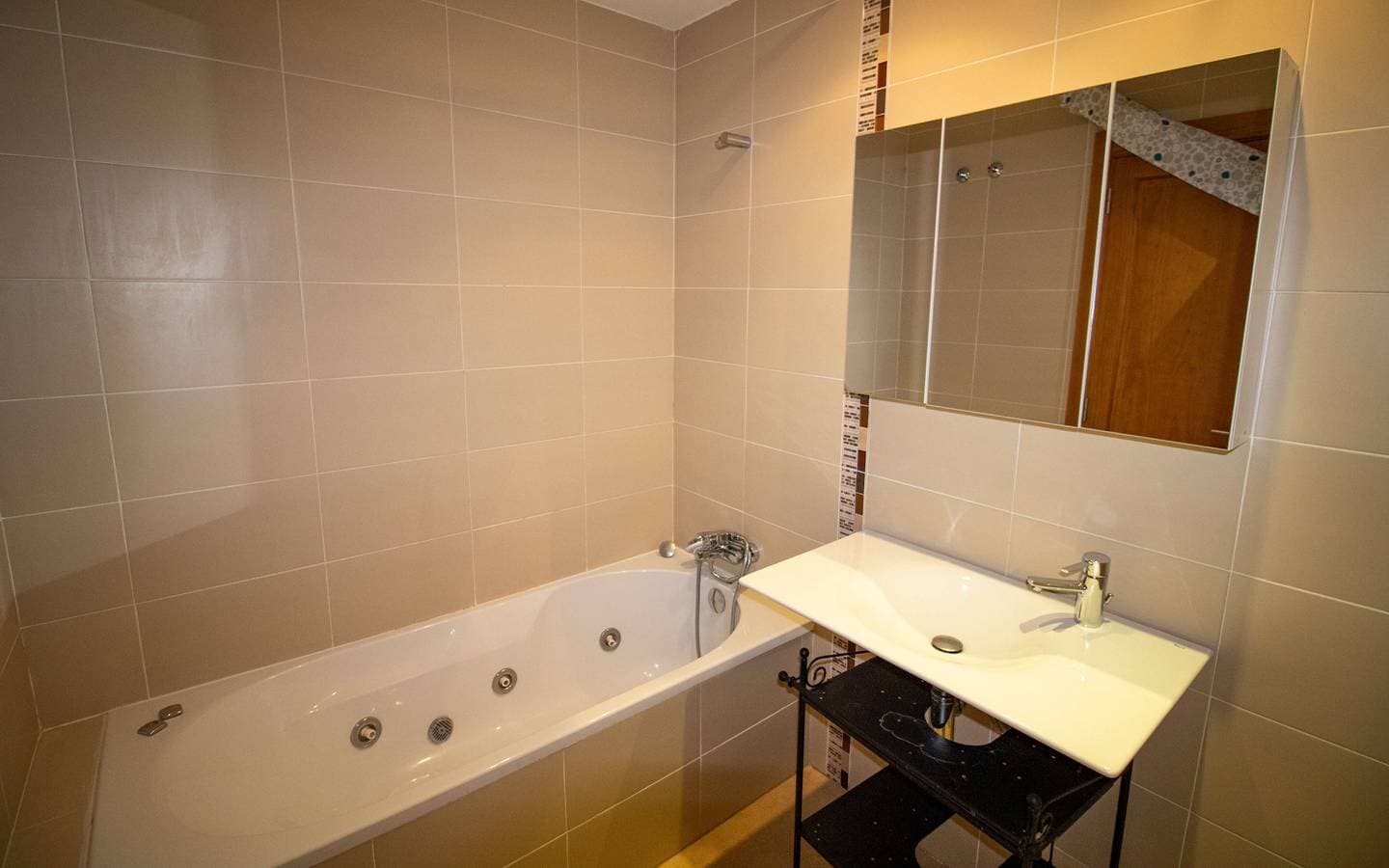 Foto 13 von 20: Alcossebre Beach Resort Apartamento 1-7