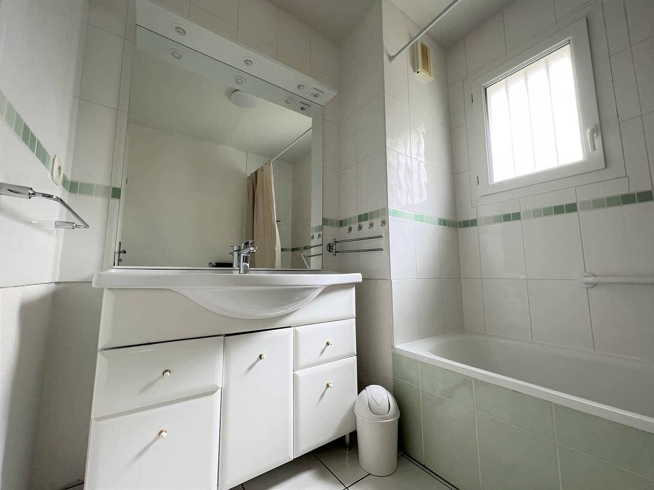 Foto 10 von 16: Cambo-les-Bains: Ruhige 2-Zimmer-Wohnung mit Parkplatz und Internet