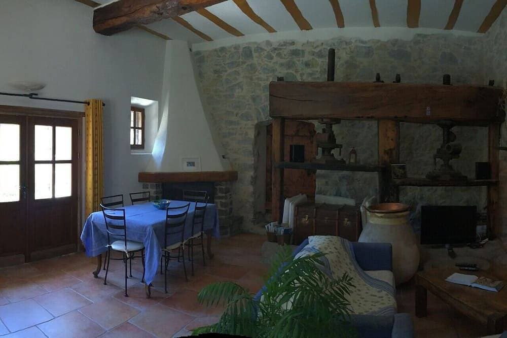 Foto 10 von 30: Alte Ölmühle 25 km von Nizza und 25 km vom Mercantour Park entfernt