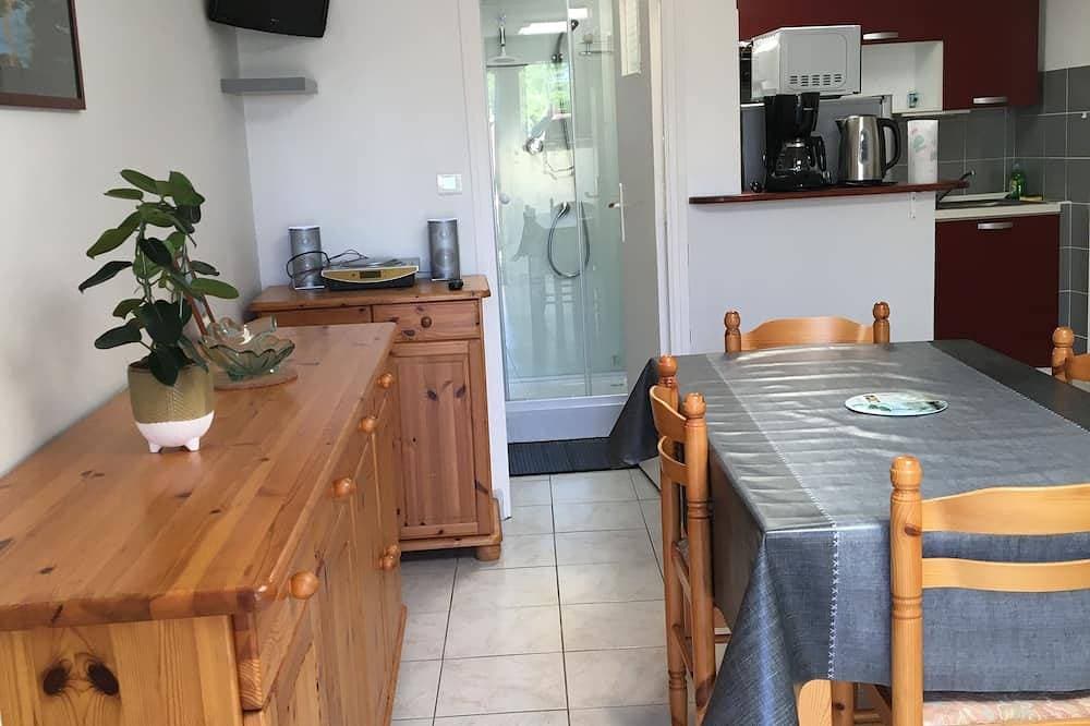 Arradon, pleasant ground floor apartment - 10 minutes from the beach 1