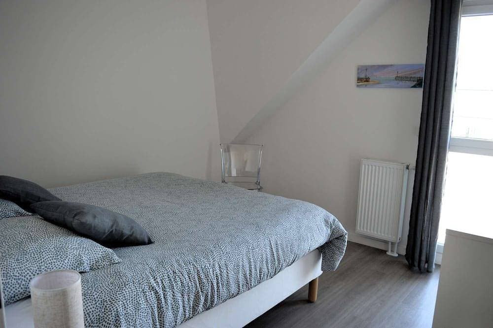 Foto 2 von 21: Entre Plage et Ports : Le 49 - Avec Balcon