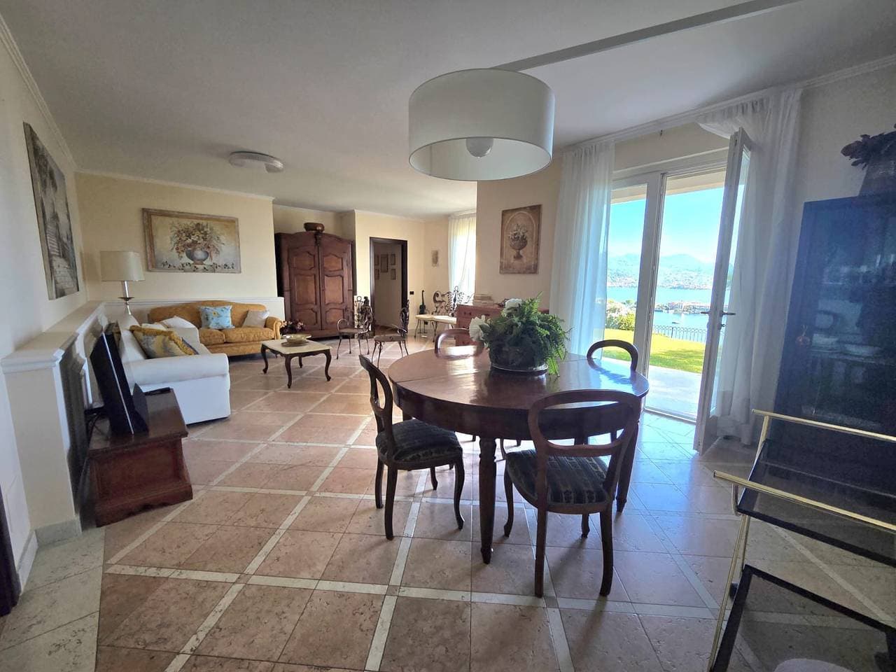 Foto 10 von 31: Queen Apartment – Stunning Panoramic Island View