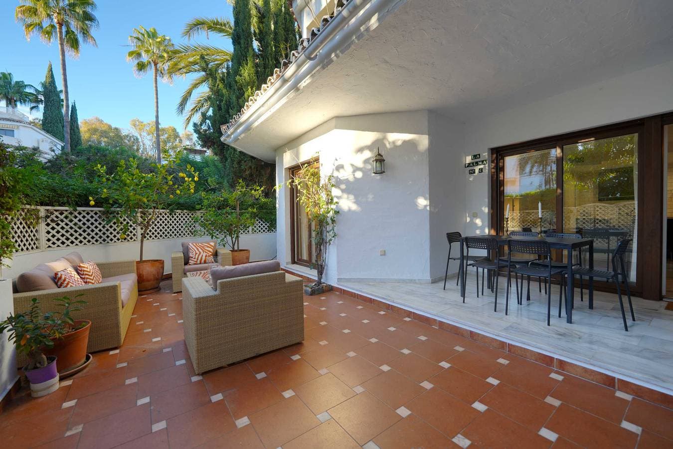 Foto 4 von 37: 2039 Cozy Beachfront Apartment on Golden Beach