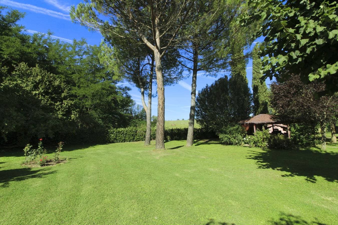 Foto 12 von 30: Villa für 3 Personen mit Pool