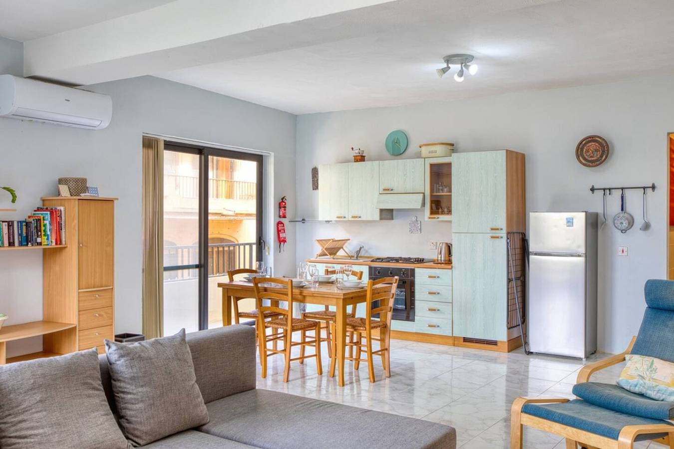 Foto 3 von 52: Ferienwohnung für 4 Personen mit Balkon