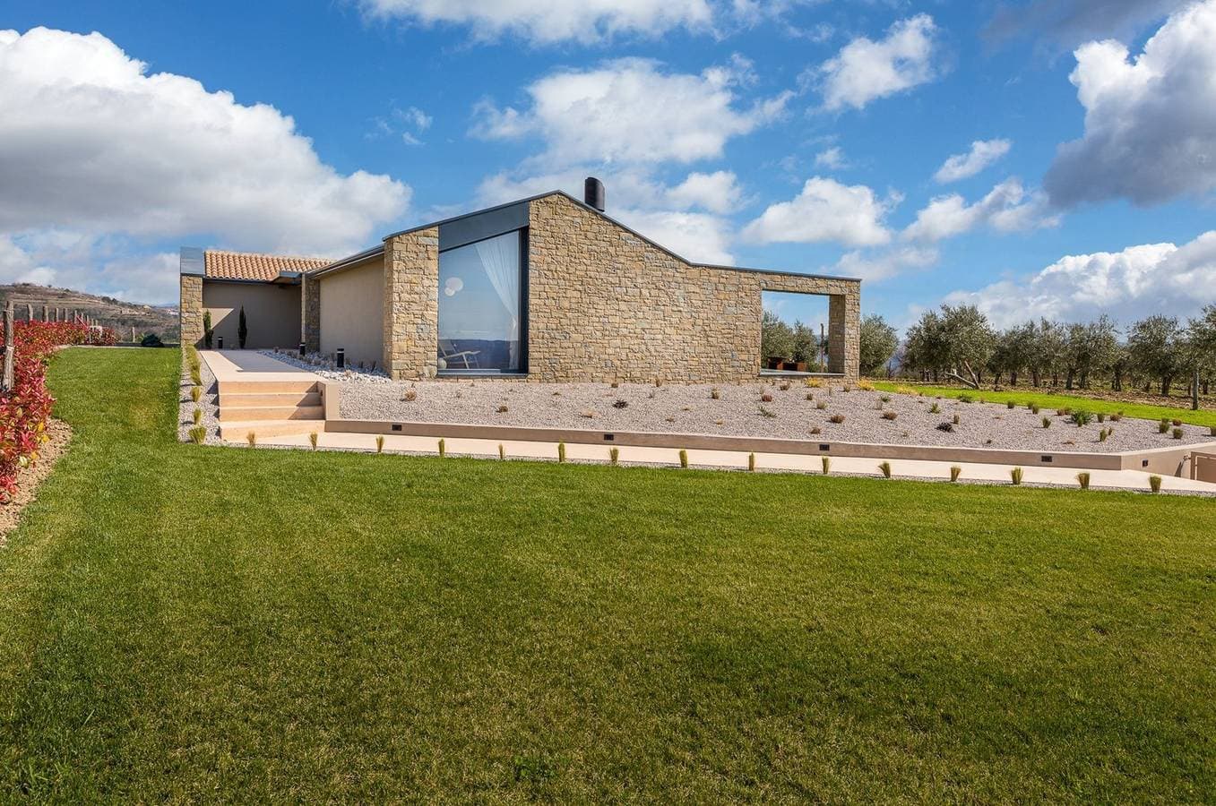 Foto 13 von 52: Villa Rea – Luxuriöse Designervilla mit privatem Pool, Sauna und Whirlpool