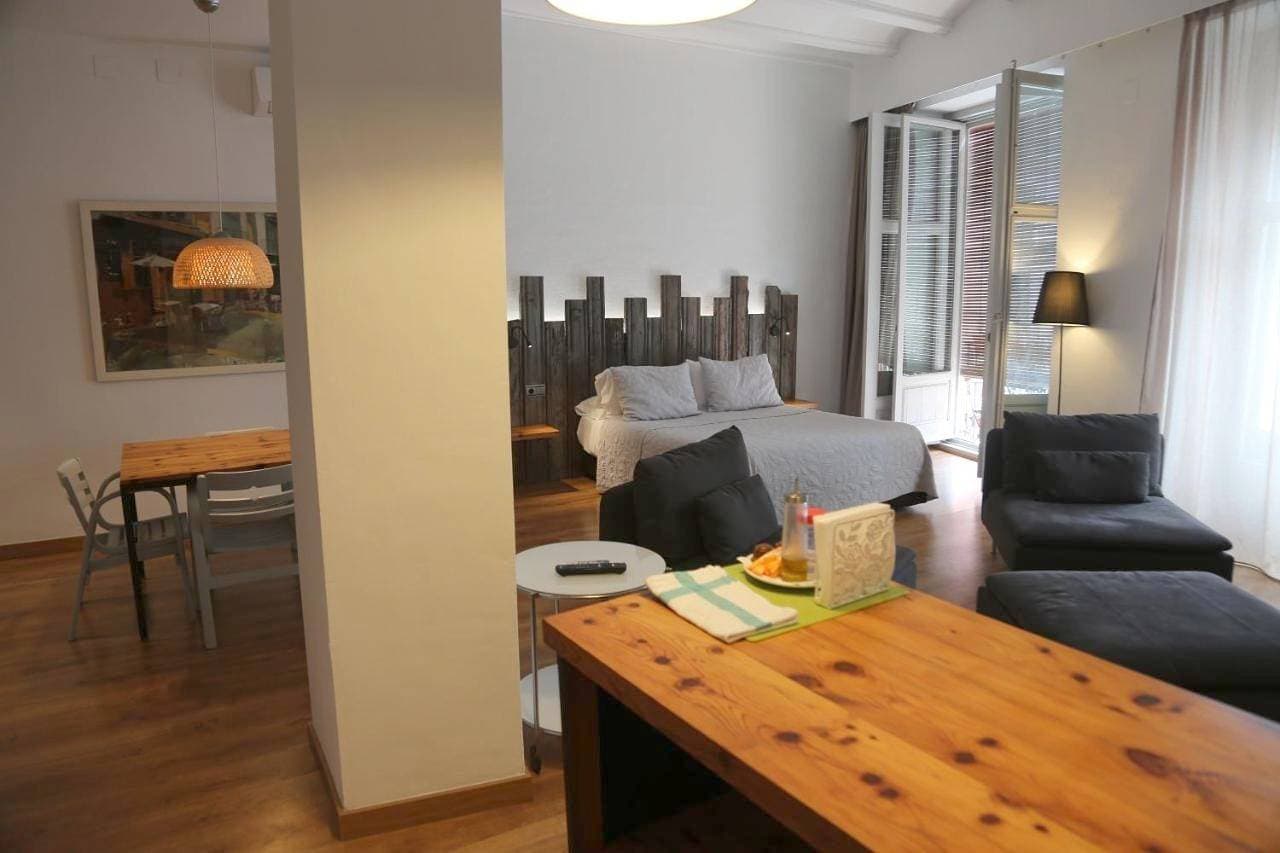 Foto 7 von 136: Two-Bedroom Apartment