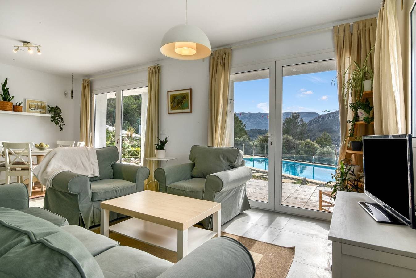 Foto 4 von 25: VillaSol – Ruhiges Ferienhaus mit privatem Pool und Panoramablick auf die Berge