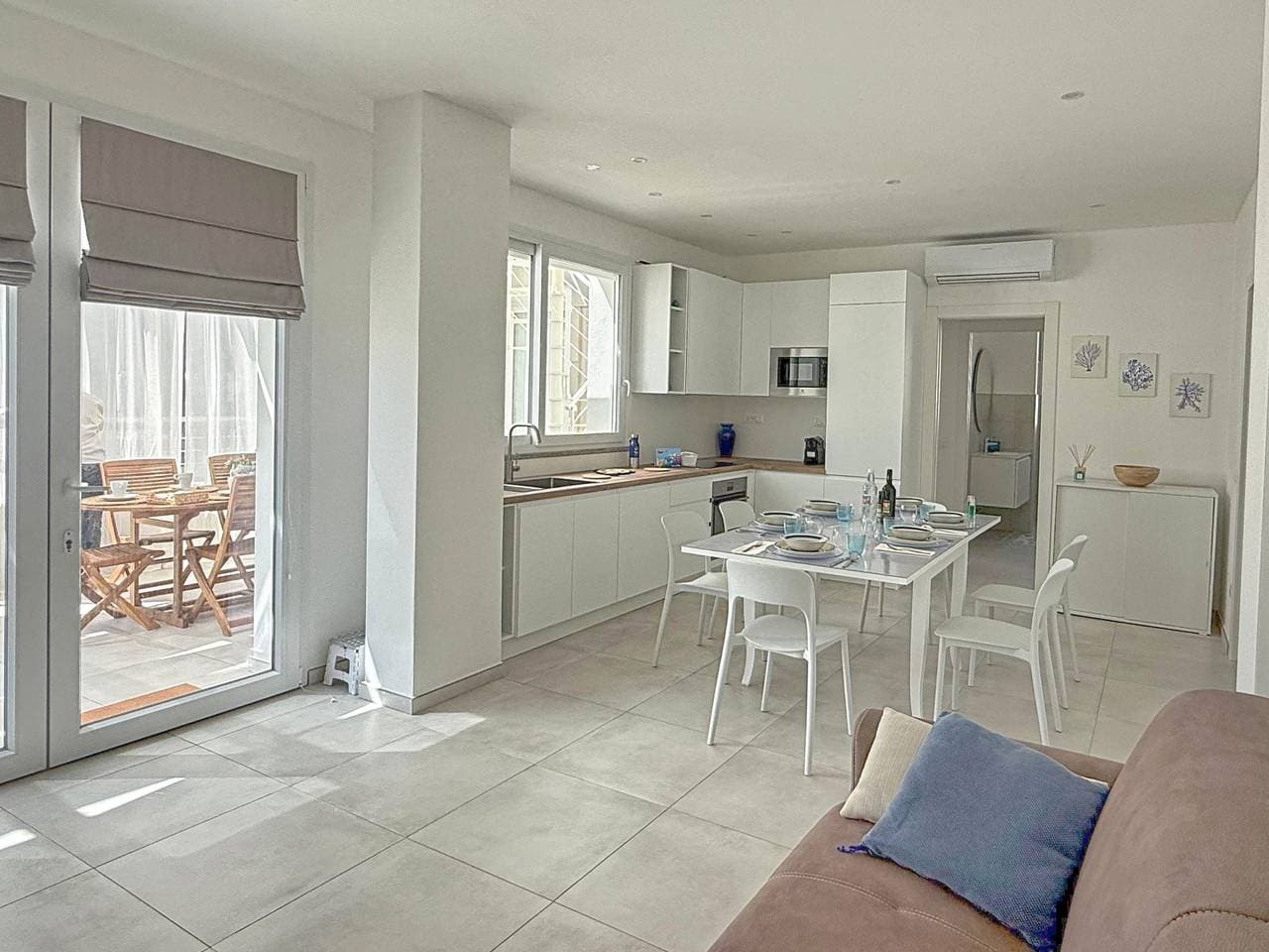 Foto 6 von 24: Ferienwohnung für 7 Personen mit Balkon