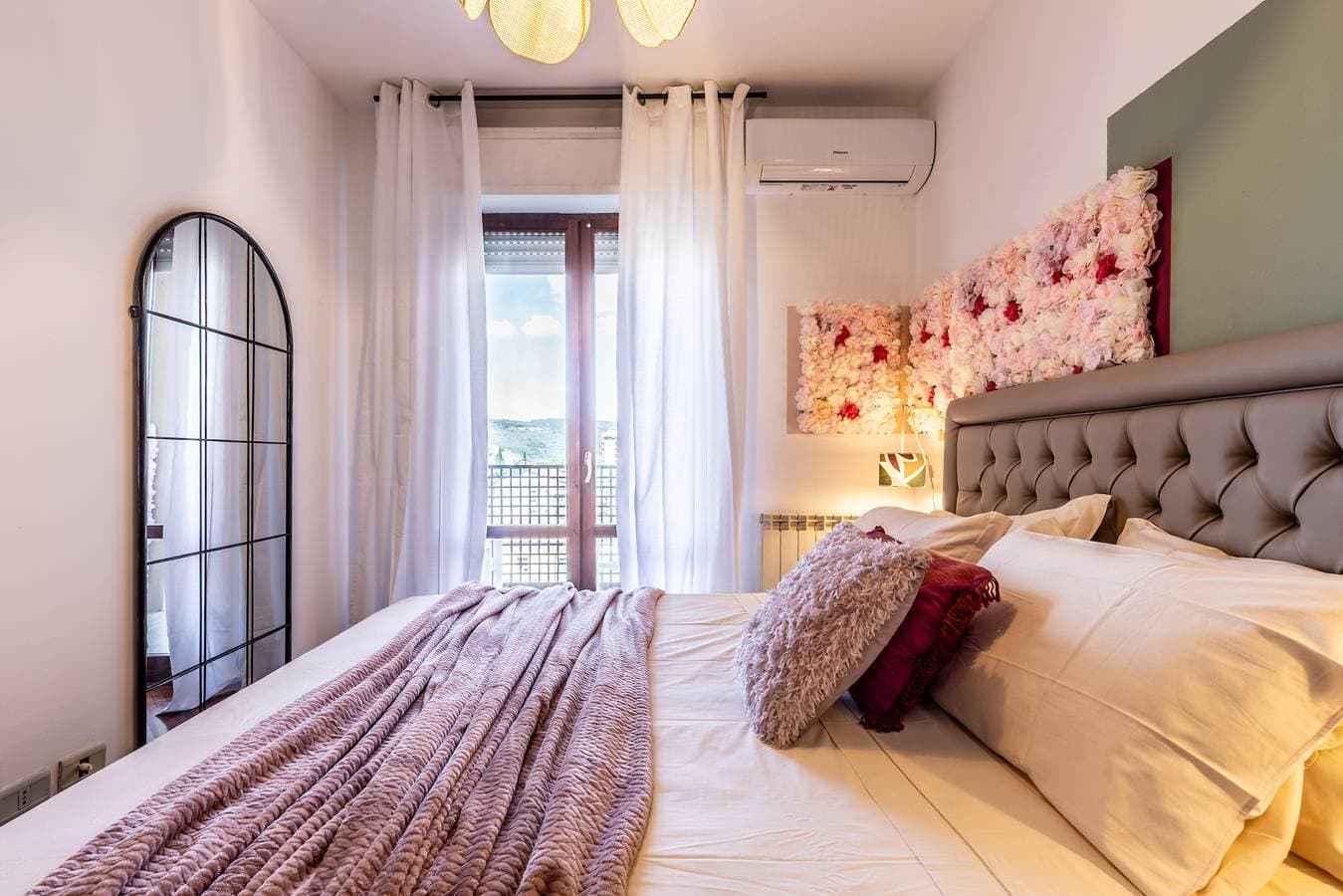 Foto 2 von 32: Luxury Suite - Tentazioni Romantiche