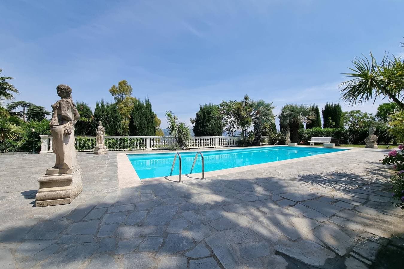 Paradiso Al Mare Terrace and Shared pool 1