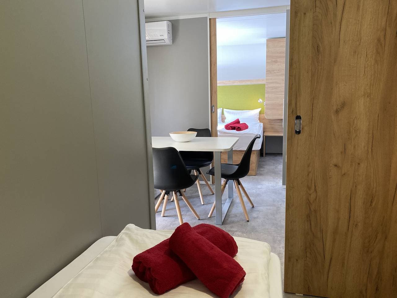 Foto 13 von 19: Bungalow für 4 Personen mit Terrasse
