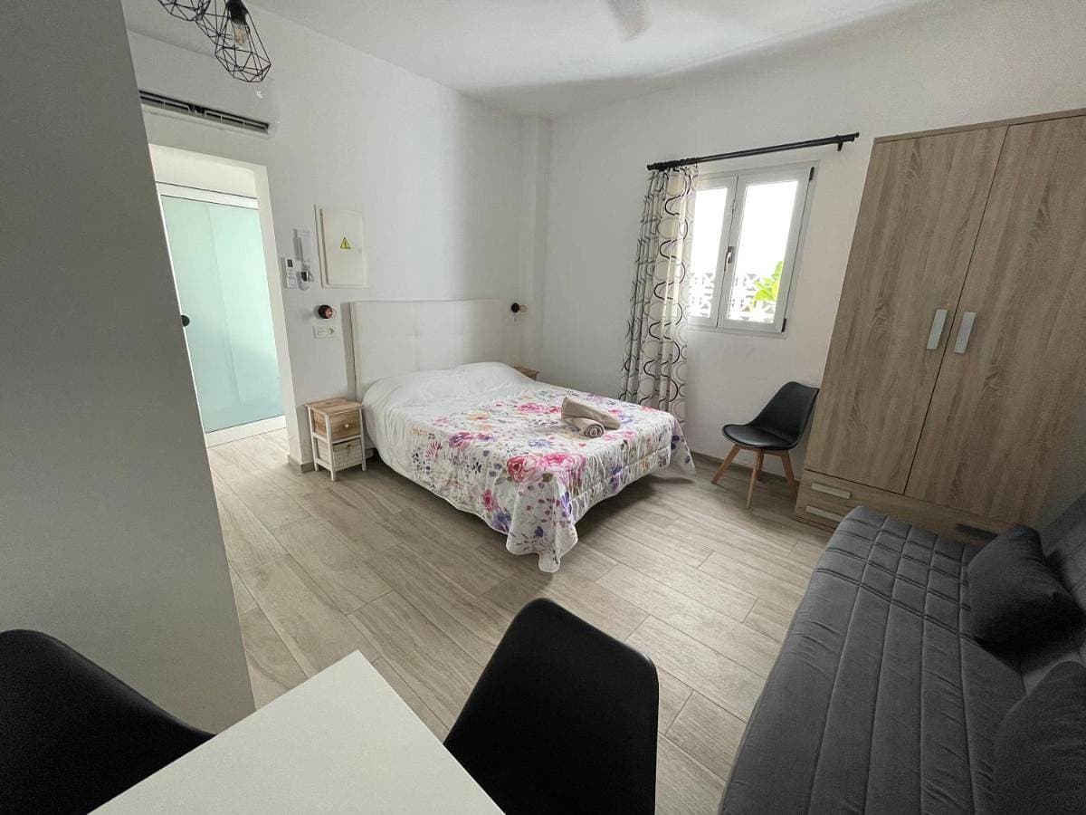Foto 5 von 23: One-Bedroom Apartment