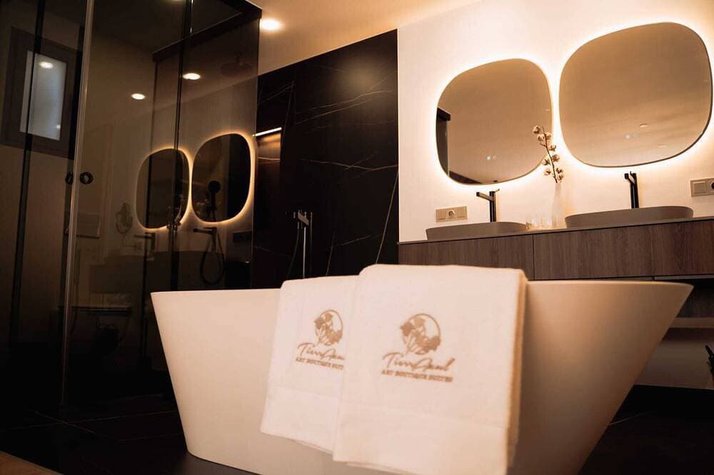 Foto 3 von 13: Tierrazul Art Boutique Caramel Diamond Suite