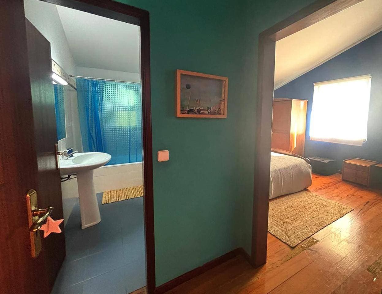Foto 12 von 22: Double Room with Private Bathroom