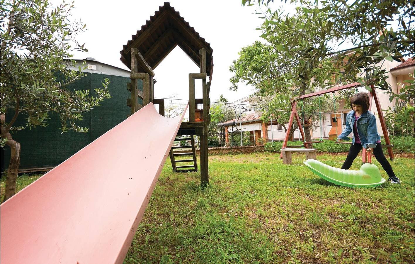 Foto 8 von 33: Gemütliche 2-Zimmer-Wohnung mit Terrasse, WLAN und Parkplatz, 2,5 km vom Strand entfernt