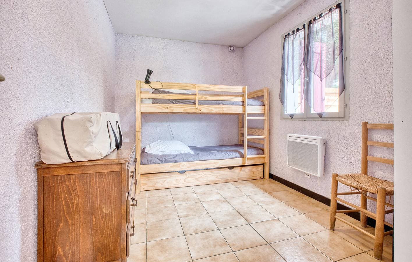 Foto 9 von 28: Gemütliche Wohnung mit Pool und Garten bei Saint-Crépin-et-Carlucet