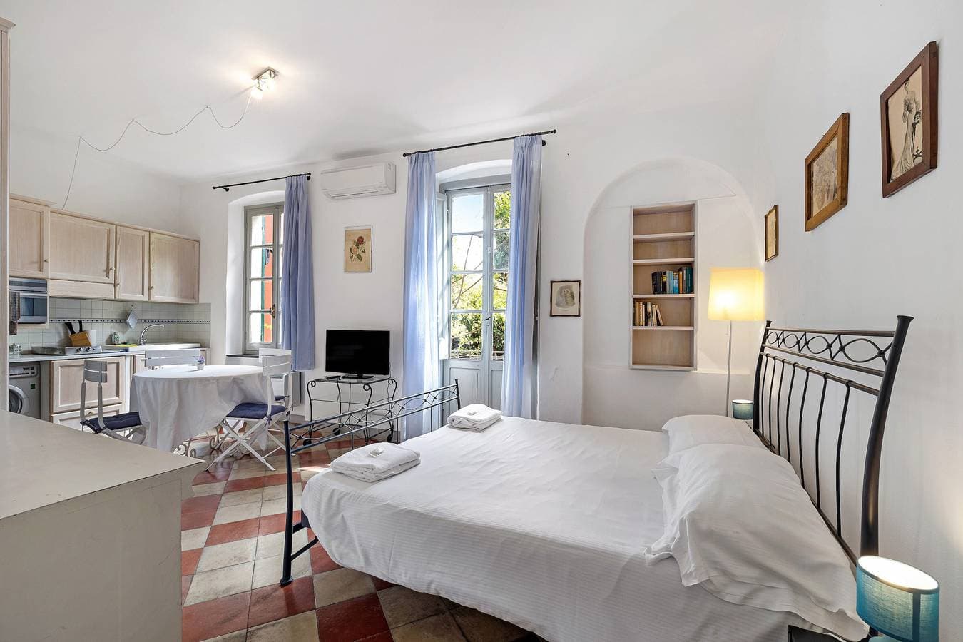 Foto 9 von 13: Haustierfreundliche Ferienwohnung Monolocale Isotta mit Bergblick, Balkon und WLAN