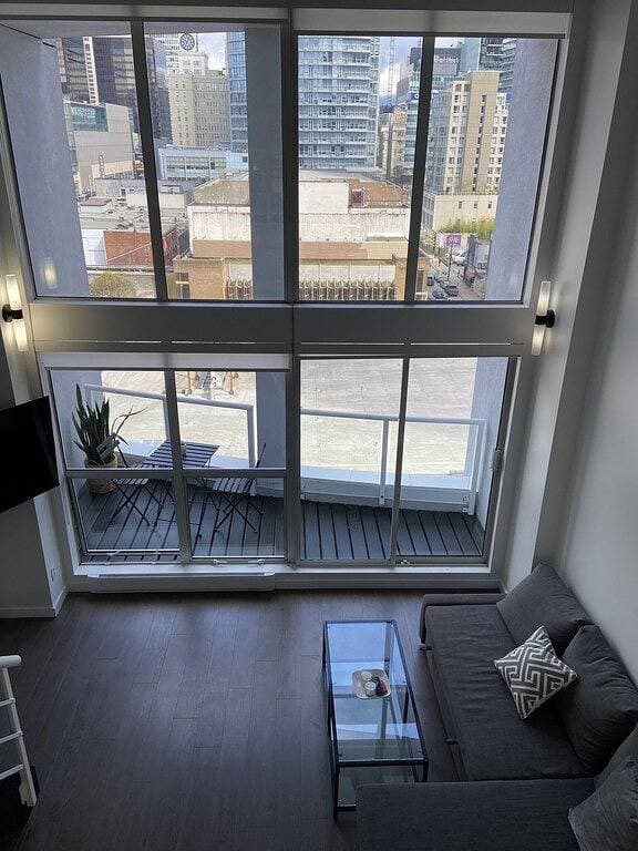 Foto 12 von 19: Vancouver Downtown city & mountain view 1 bed condo