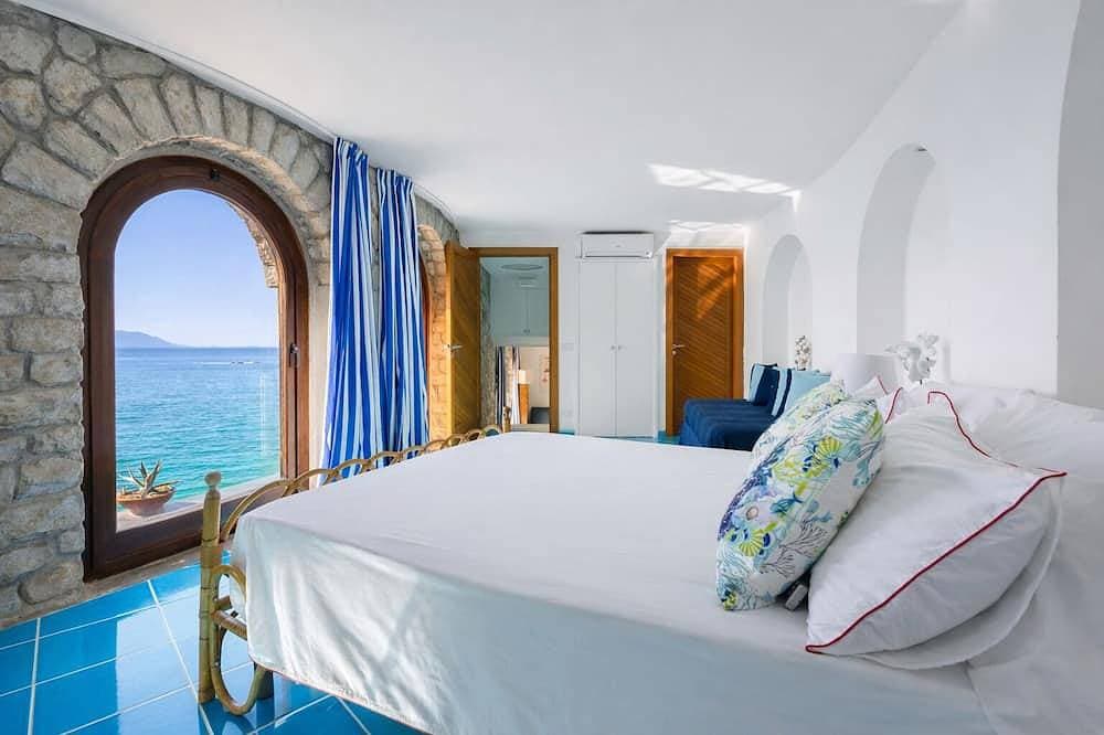Foto 4 von 27: Enchanting panoramic suite a few steps from the sea in Sorrento Peninsula