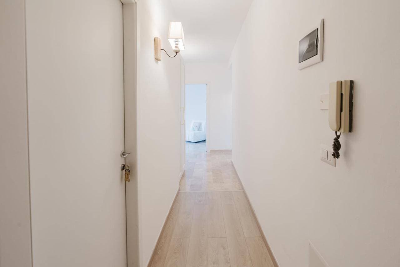 Foto 5 von 21: Double Room with Private Bathroom