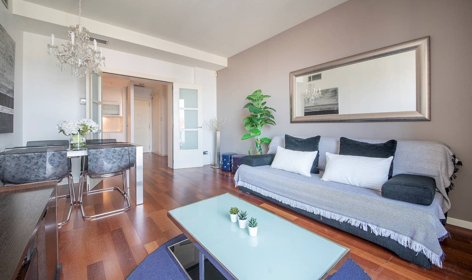 Foto 2 von 33: Ferienwohnung für 3 Personen mit Balkon