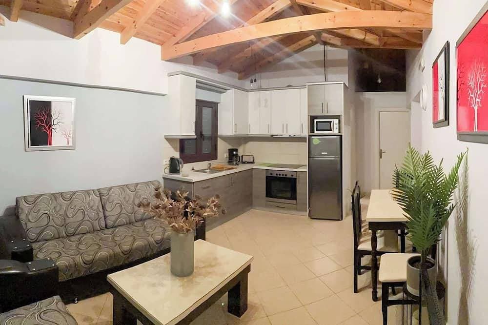 Foto 13 von 21: Villa Orestis - Stoupa Seaview Gem