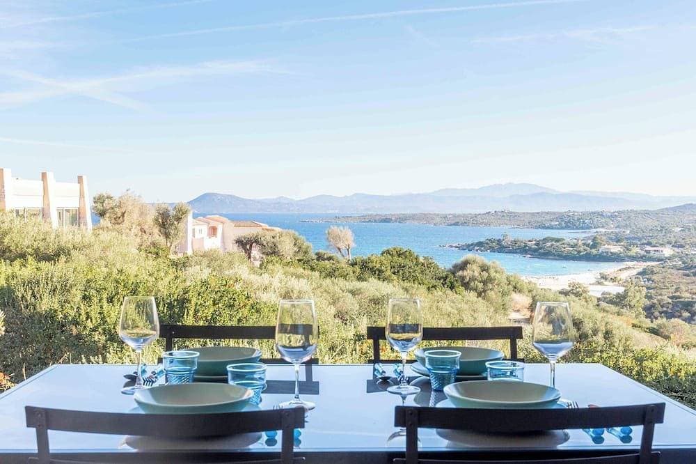 Azzurra apartment with pool access - Villaggio Sherden Golfo Aranci 1